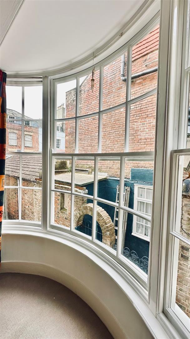 4 bed property in Burdett Place, Old Town, Hastings
